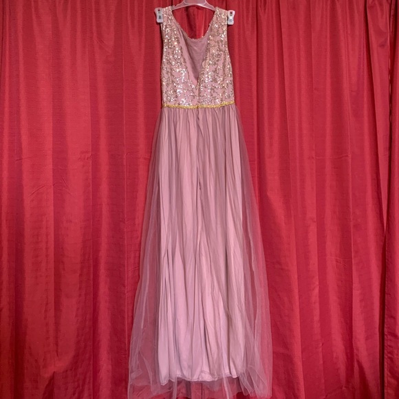 Beautiful sparkle pink and gold dress / costume - Picture 3 of 6